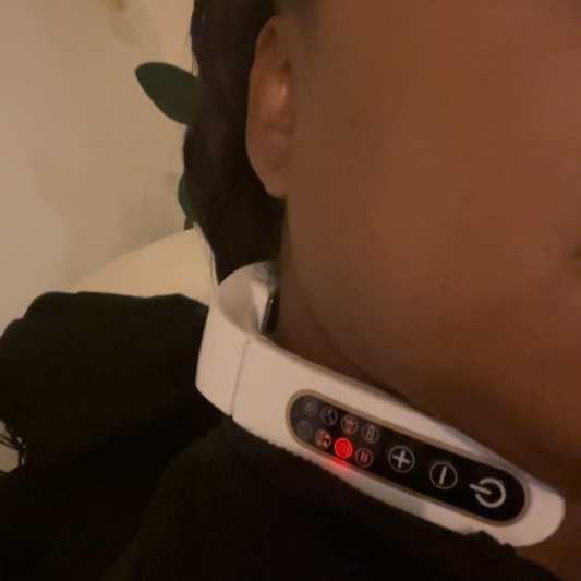 Smart Massager för Nacke & Axlar